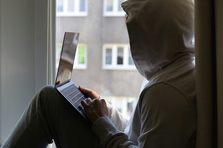 Web Sitesi Güvenliği: Alınması Gereken Temel Önlemler